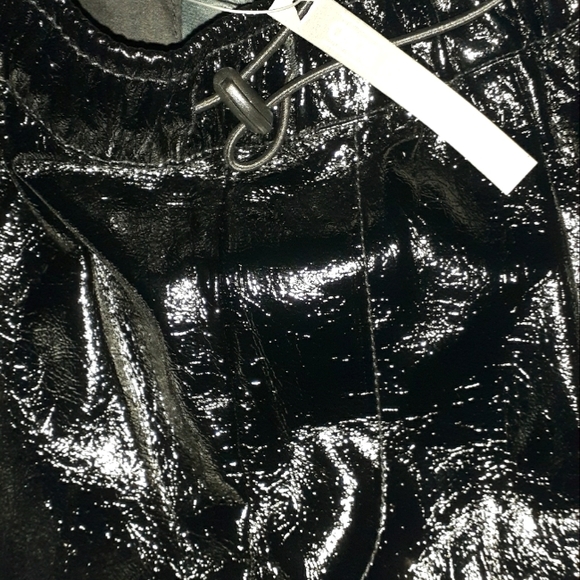 ASOS tapered sweat pants in leather look. - Picture 3 of 4